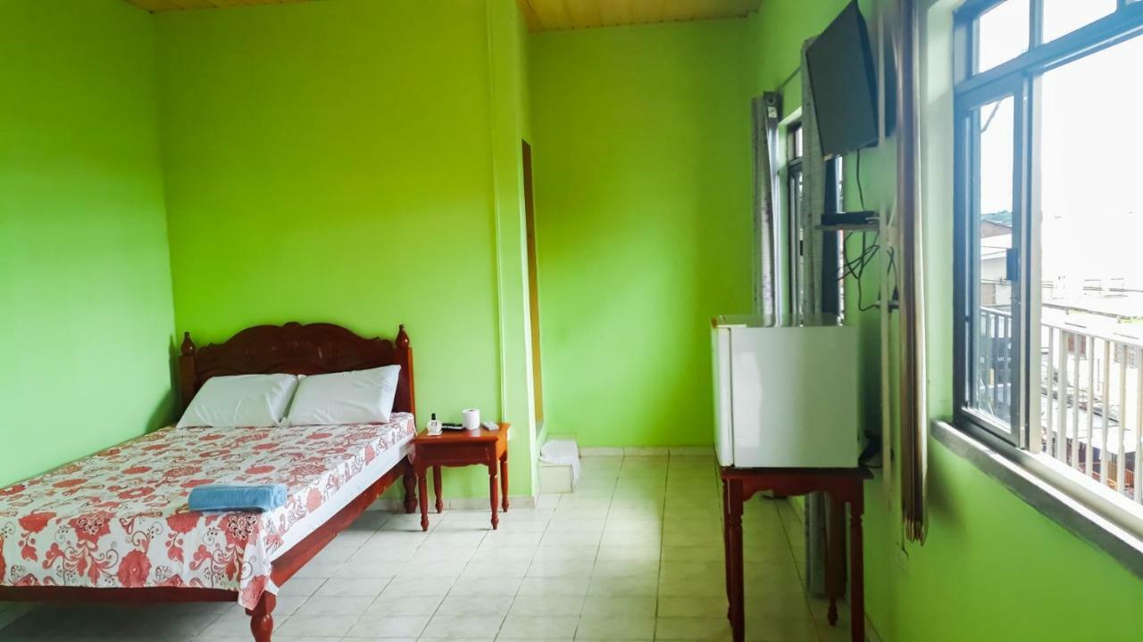 Hotel Regional II Coari Bagian luar foto